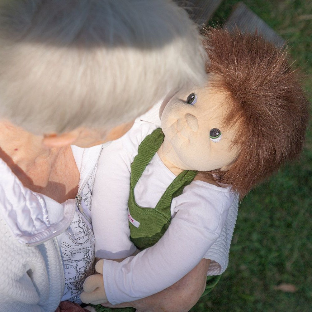 Afbeeelding van het spel Empathiepop Marco, speciaal geselecteerd  voor ouderen met dementie.