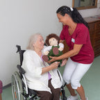 Afbeeelding van het spel Empathiepop Marco, speciaal geselecteerd  voor ouderen met dementie.